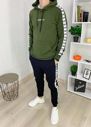 Мужской весенний спортивный костюм adidas хаки с лампасами, осенний комплект адидас хаки двунитка худи и trek