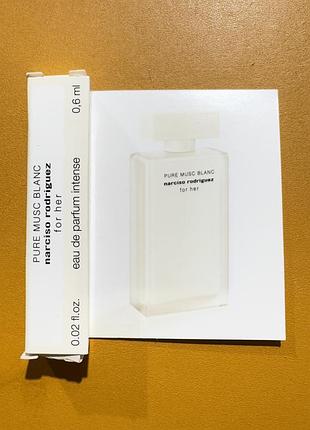Narciso rodriguez for her pure musc blanc – парфумована вода для жінок (пробник)