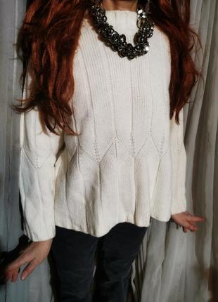 Шерстяной джемпер lalique расклешенный свитер шерсть молочный2 фото