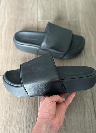 Adidas yohji yamamoto y-3 slide fz6403 р 47 30.5 см маломірять на 29 см