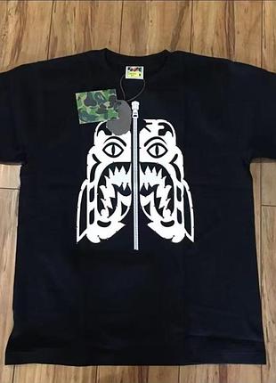 Фуиболка bape розмір m