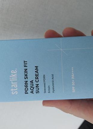 Starlike pdrn skin fit aqua sun cream (spf 50+ pa++++) — це легкий корейский сонцезахисний крем на мінеральних та фізичних фільтрах