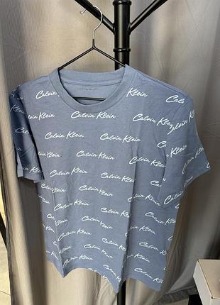 Жіноча футболка calvin klein