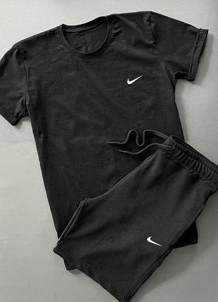 Летний спортивный костюм nike шорты и футболка комплект