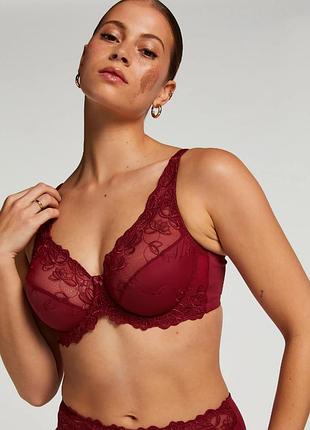 Бюстгальтер женский без паралона кружевной высокая косточка от hunkemoller. 75d