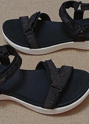 Босоніжки сандалії skechers 39 26 см