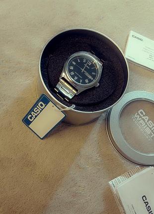 Годинник casio