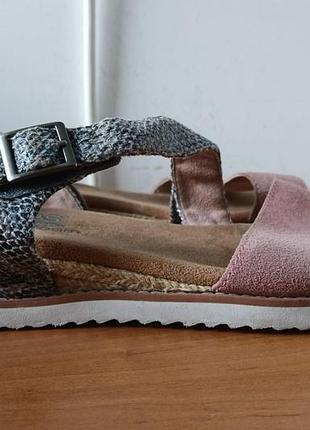 Босоножки фирмы skechers оригинал