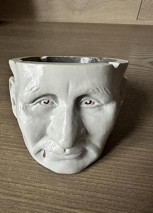 Попільничка з піда**м