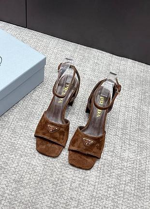 Босоніжки prada 12-14 робочих днів