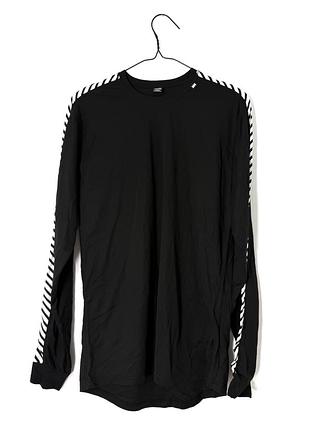 Черный мужской спортивный лонгслив helly hansen