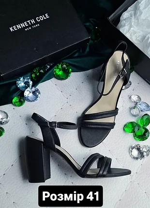 Kenneth cole ny оригінал чорні шкіряні босоніжки на широких підборах