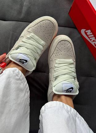 Dunk low pro b pale ivory