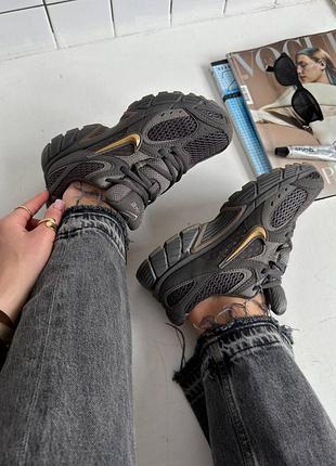 V5 rnr medium ash