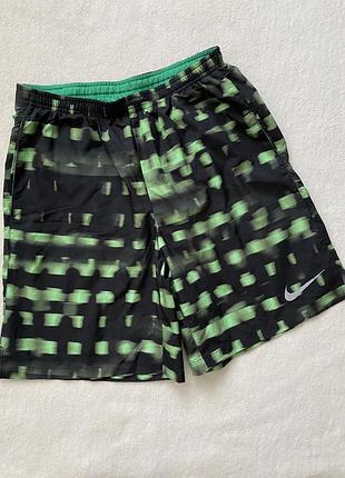 Шорти на підлітка nike