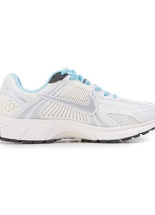 Жіночі білі кросівки nike air zoom vomero 5 white blue х вомеро 41