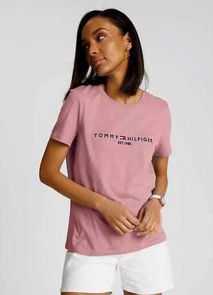 Рожева футболка tommy hilfiger з лого