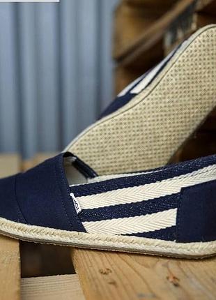 Новые мокасины Toms 42 размер