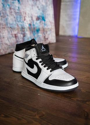 Женские кожаные кроссовки nike air jordan 1 high черные и белые, стиль и удобство найк 41