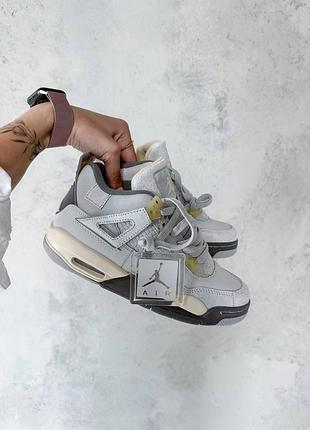 Женские кроссовки nike air jordan retro 4 серые для женщин удобные стильные 42