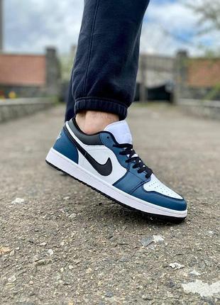 Чоловічі кросівки nike air jordan low шкіра найк зручні повсякденні