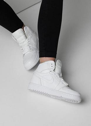 Женские кроссовки nike air jordan 1 high белые, лучшие для повседневного стиля найк 38