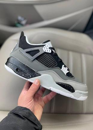 Мужские кроссовки nike air jordan 4 retro черные, минималистичный стиль и комфорт джордан 4 black 42