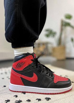 Мужские кроссовки nike air jordan 1 high кроссы найк аир джордан хай для мужчин кожа найк удобные повседневные 40