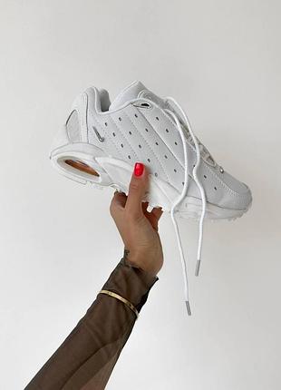 Жіночі кросівки nike hot step 10 для активних дівчат з комфортом найк