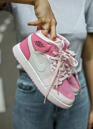 Женские кроссовки nike jordan 1 high розовые, стиль и элегантность в каждой детали найк джордан 37
