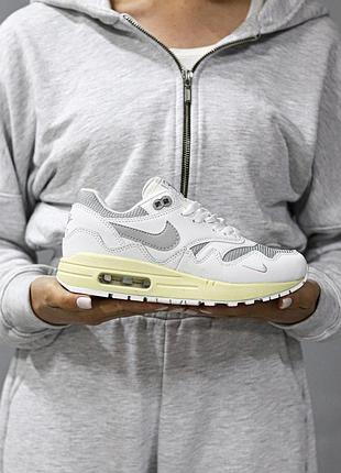 Белые женские кроссовки nike air max 1 patta для повседневной носки найк 41