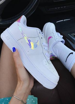 Жіночі кросівки nike air force 1 low білі шкіряні найк стильні зручні повсякденні для жінок