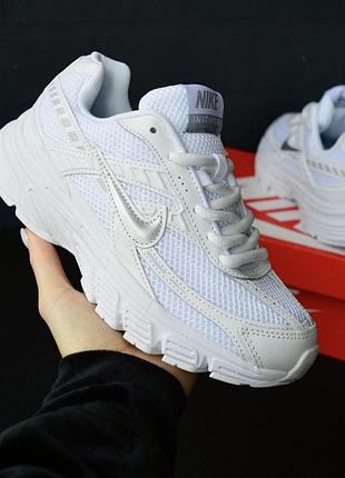 Кроссовки женские nike initiator белые демисезонные кожа текстиль иниатор на весну, лето, осень 38(24см)