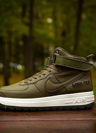 Удобні зимові кросівки для жінок nike air force gore-tex, теплі жіночі кросівки найк гортекс