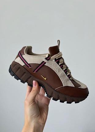 Кроссовки nike air humara lx jacquemus коричневые женские легкие и удобные найк 40