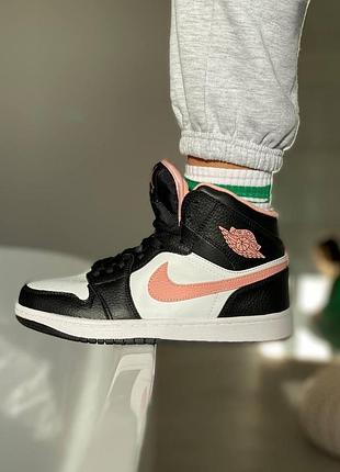 Женские кроссовки nike jordan 1 high черно-белые, универсальный стиль для каждого дня найк джордан 39