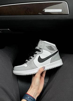 Женские кроссовки nike air jordan 1 high grey, элегантные кожаные кроссы 44