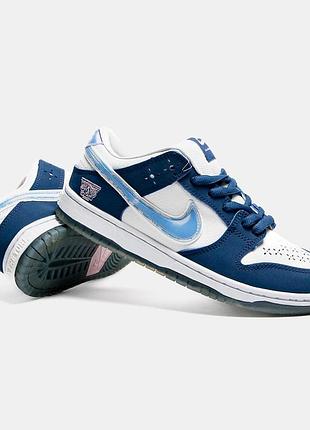 Женские кроссовки nike sb dunk low синие, акцент на удобство и стиль для девушек найк сб данк лоу найки 39