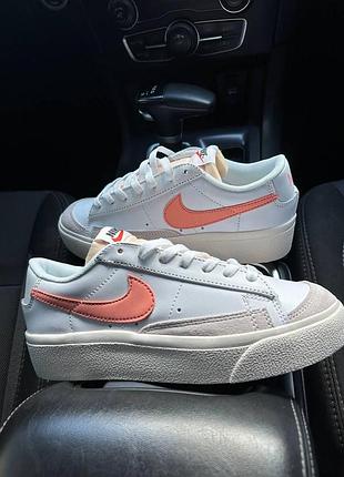 Женские кроссовки nike blazer 77 low белые кожаные повседневные найк блейзер удобные 39