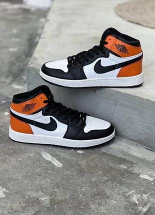 Мужские кроссовки nike air jordan 1 high черно-белые для мужчин найк джорданы кожаные удобные повседневные 44