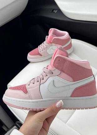 Жіночі кросівки nike jordan 1 high рожеві, яскравий акцент для вашого стилю найк джордан