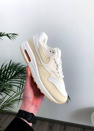 Женские кроссовки nike air max 1 pale белые модные и удобные найк 40