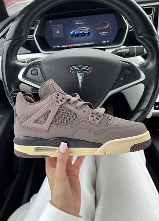 Жіночі кросівки nike air jordan retro 4 коричневі для активних та стильних дівчат найк
