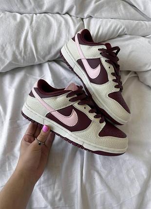 Кросівки nike sb dunk low чорні-білі для жінок шкіряні зручні повсякденні