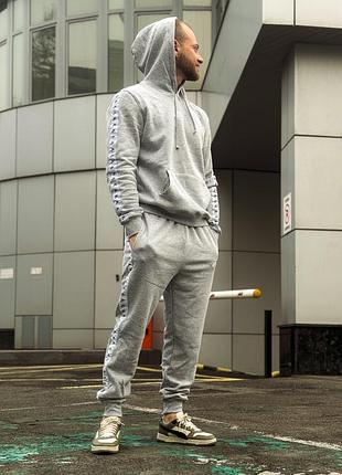 Костюм nike серый костюм на лампасах мужской найк мужской костюм найк nike jordan мужской костюм серый