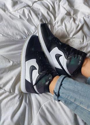 Женские кроссовки nike air jordan 1 high кроссы найк аир джордан для женщин удобные черно-белые кожаные