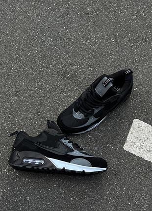 Женские кожаные кроссовки nike air max 90 черные с лаконичным дизайном найк 38