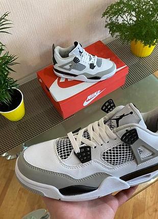 Мужские кроссовки nike air jordan retro 4 белые джорданы удобные стильные