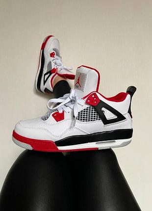 Женские кроссовки nike air jordan retro 4