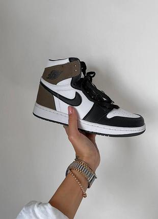 Кроссовки nike air jordan 1 high черно-белые для мужчин удобные кожа 44